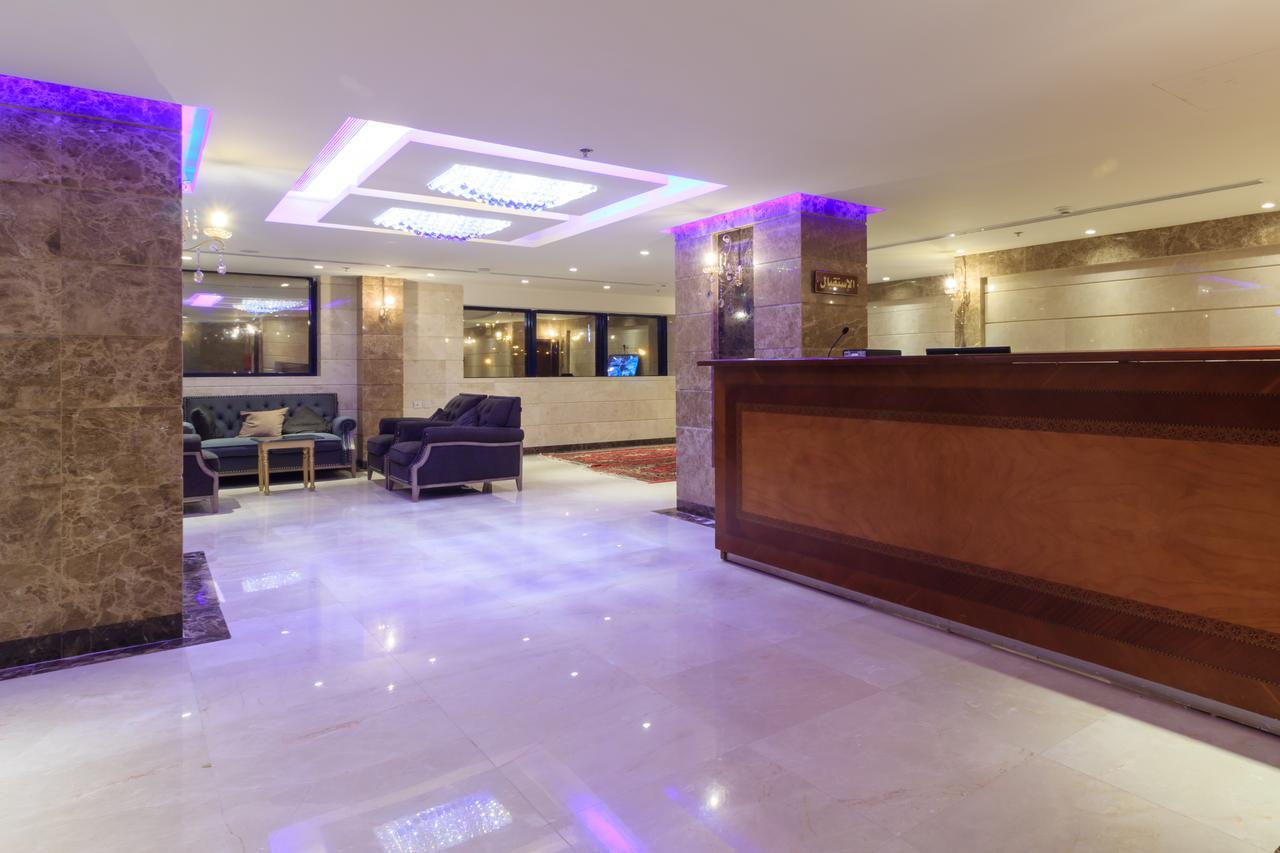 Al Bayraq Hotel Mecca Bagian luar foto