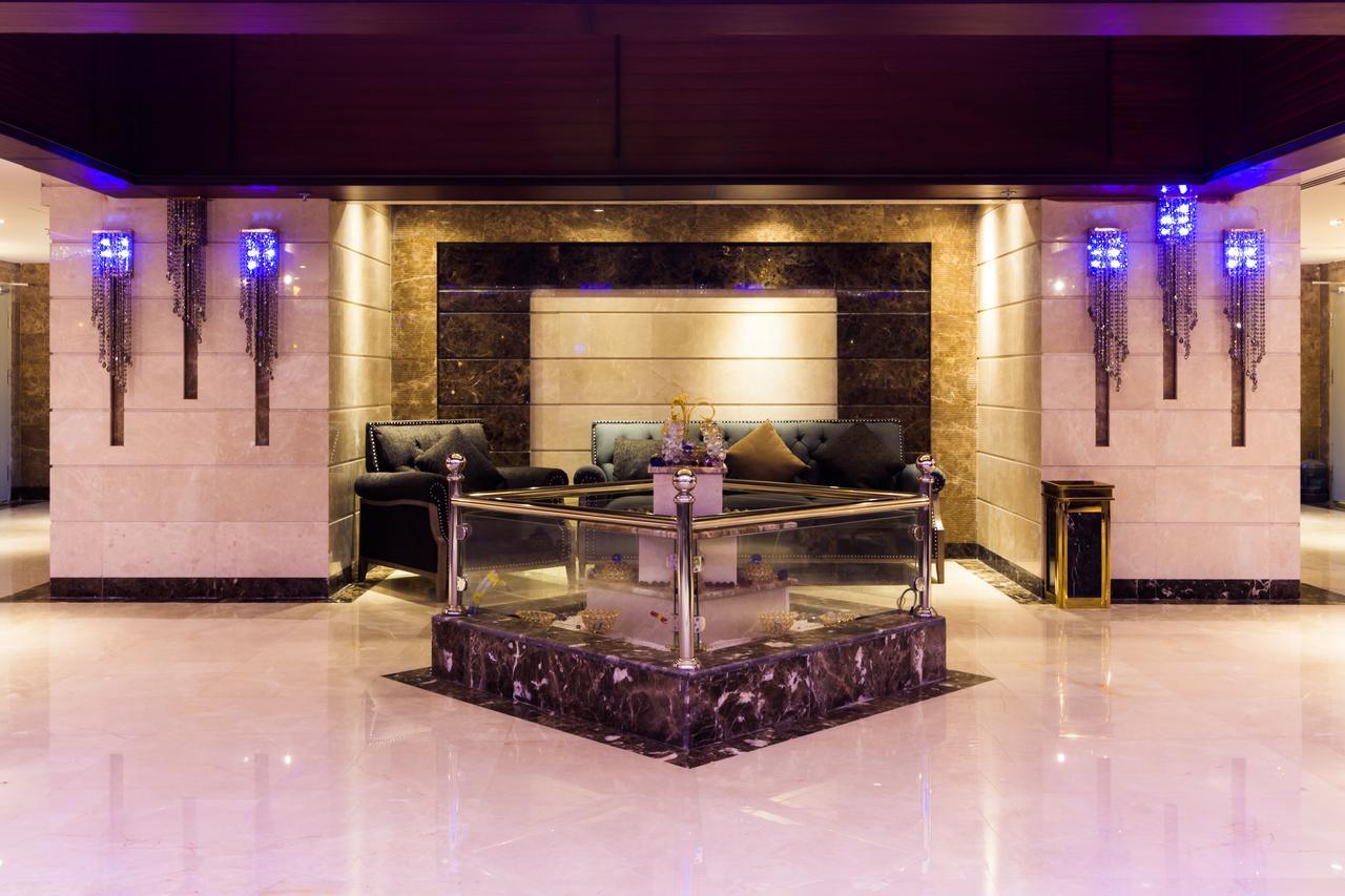 Al Bayraq Hotel Mecca Bagian luar foto